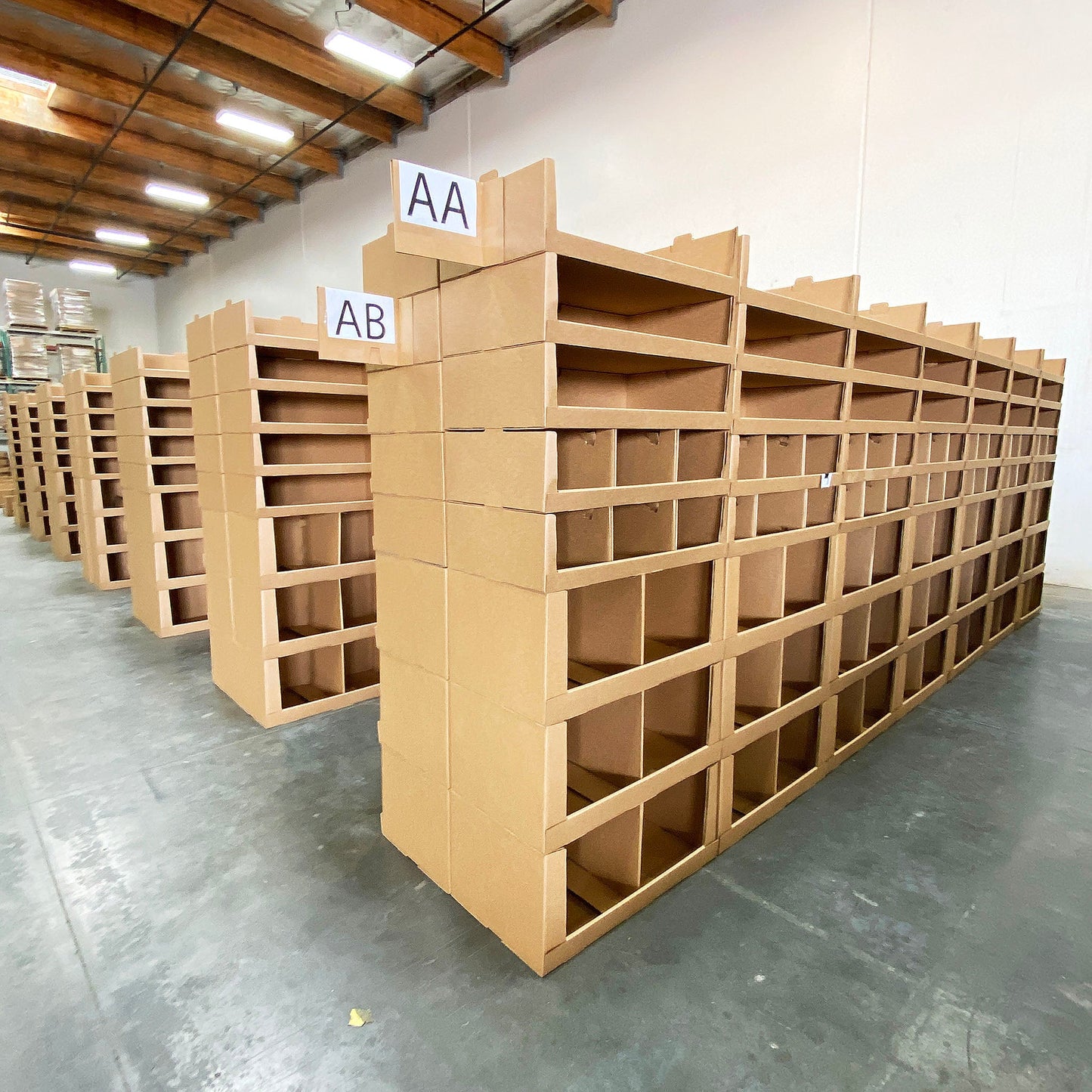 8" Basic Bin : 32x18x8 Stackable Pick Bin